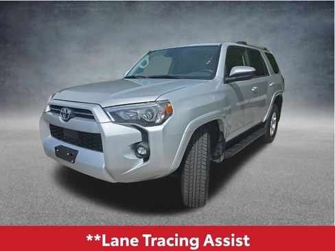 Used 2024 Toyota 4Runner SR5 AWD/4WD image 10