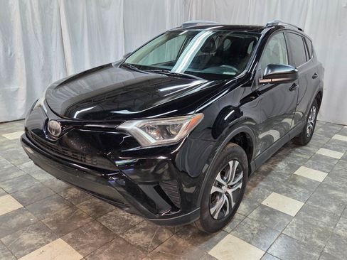 Used 2017 Toyota RAV4 LE w/ All Weather Liner Package AWD/4WD image 2