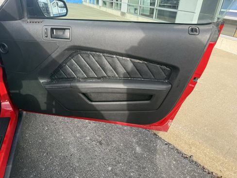 Used 2011 Ford Mustang Coupe w/ 101A Rapid Spec Order Code image 35