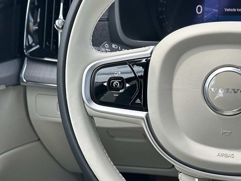 New 2026 Volvo XC90 T8 Ultra w/ Lounge Package AWD/4WD image 8