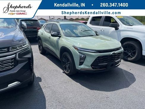 Used 2024 Chevrolet Trax ACTIV w/ Driver Confidence Package FWD image 1