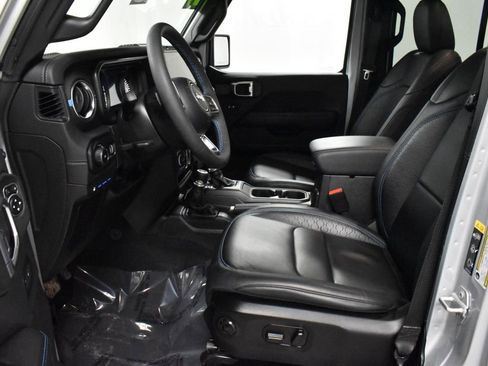 Used 2024 Jeep Wrangler High Altitude image 12