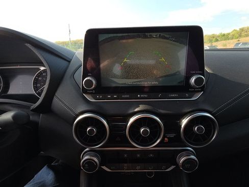 Used 2023 Nissan Sentra SV image 11