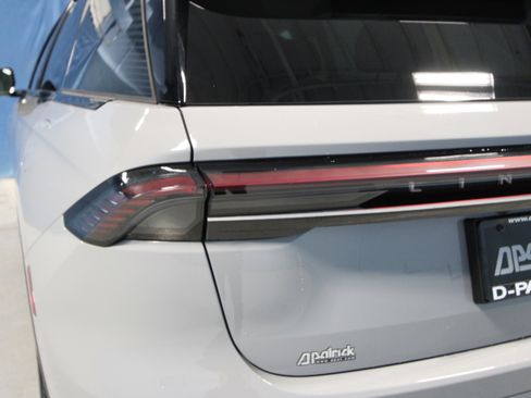 New 2026 Lincoln Nautilus Premier w/ Jet Appearance Package image 40