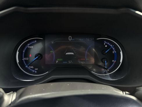 Used 2021 Toyota RAV4 Limited image 17