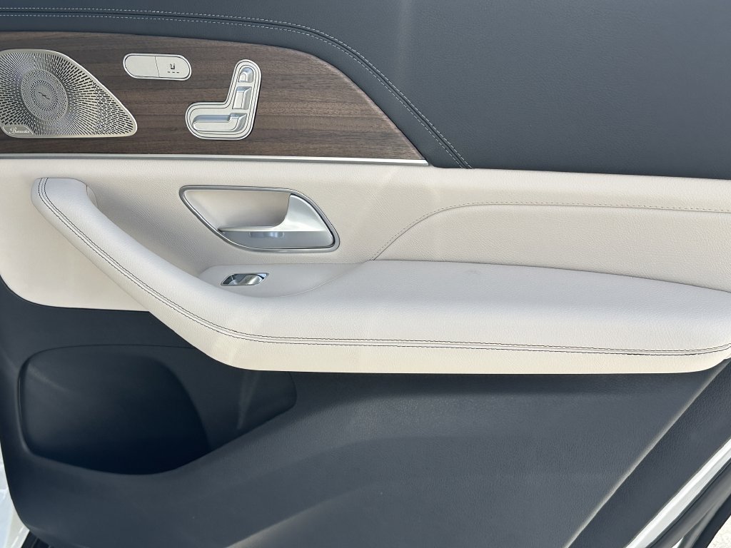 New 2026 Mercedes-Benz GLS 450 4MATIC image 20