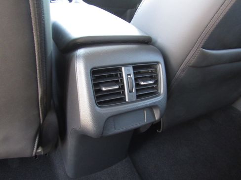 Used 2025 Acura ADX Base image 15