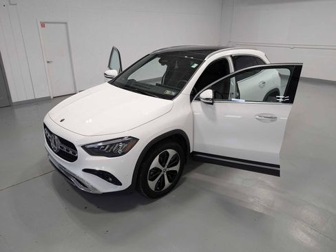 Certified 2025 Mercedes-Benz GLA 250 4MATIC image 15