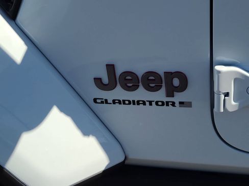 New 2026 Jeep Gladiator Rubicon AWD/4WD image 15
