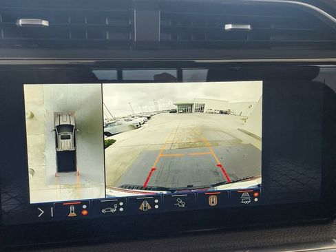 Used 2024 GMC Sierra 2500 Denali AWD/4WD image 30