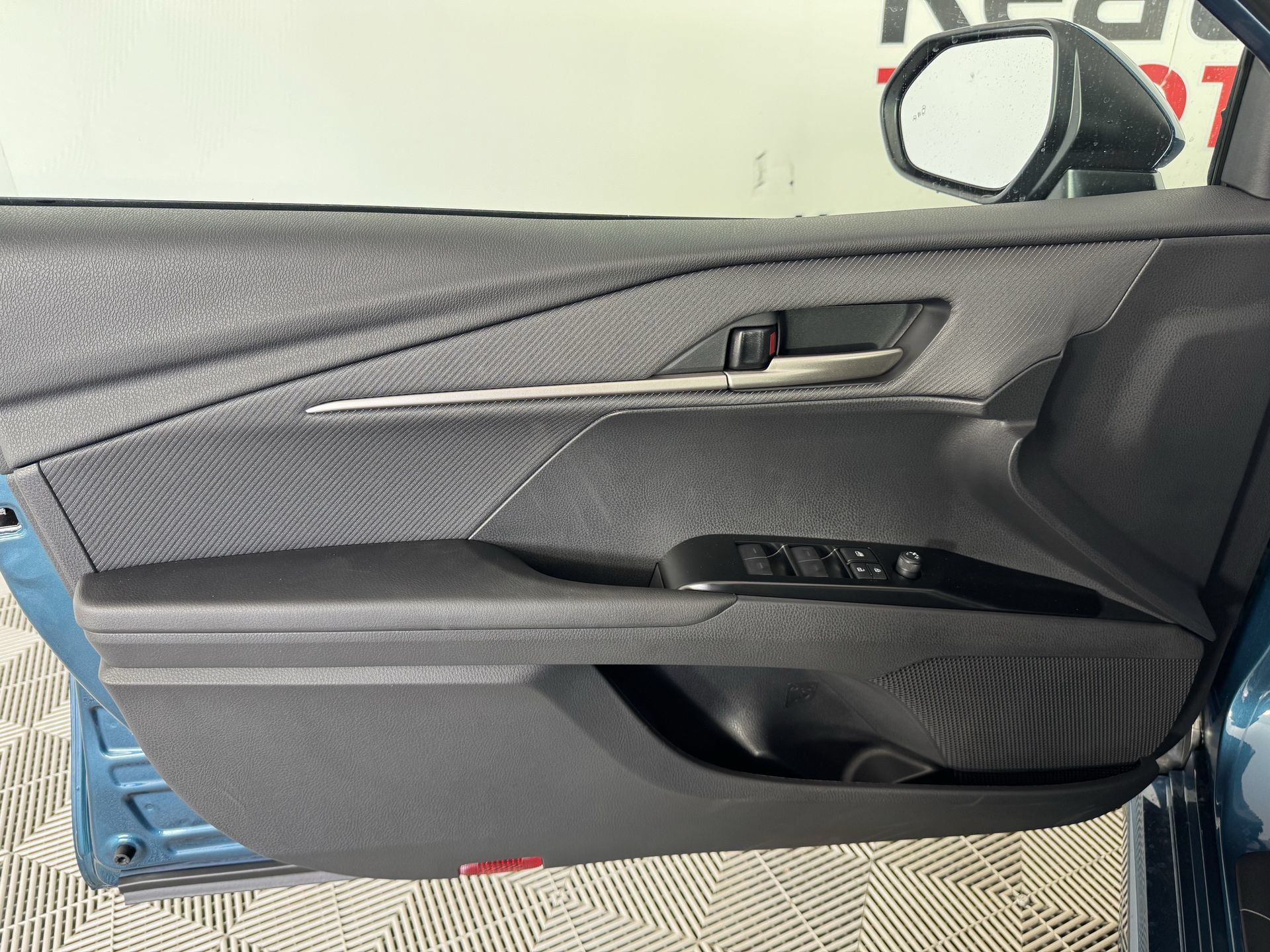 New 2026 Toyota Camry SE w/ Convenience Package FWD image 13