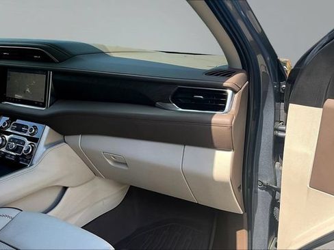 Used 2021 GMC Yukon Denali AWD/4WD image 27