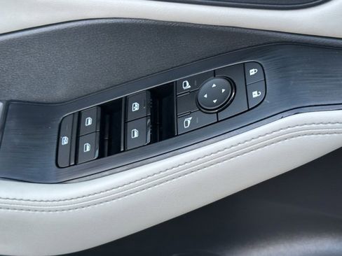 Certified 2023 Nissan Rogue SV w/ SV Premium Package image 23