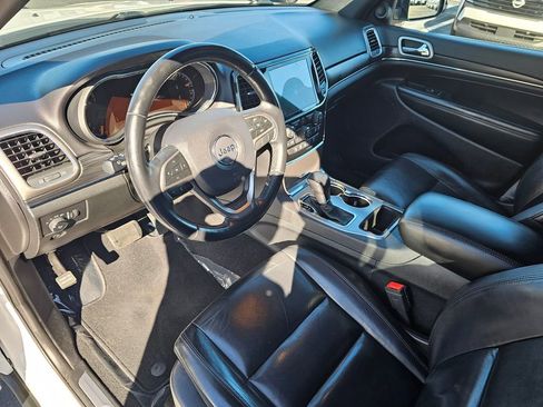 Used 2020 Jeep Grand Cherokee Limited image 18
