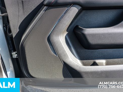 Used 2025 Chevrolet Suburban RST image 52