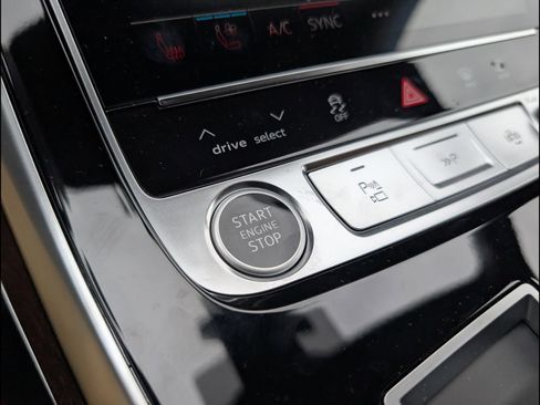 New 2026 Audi Q7 3.0T Prestige image 14