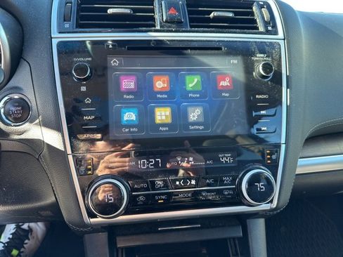 Used 2018 Subaru Outback 2.5i Limited image 14