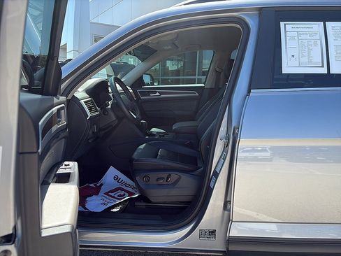 Used 2022 Volkswagen Atlas SE AWD/4WD image 10