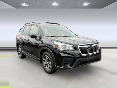Used 2019 Subaru Forester Premium AWD/4WD image 5