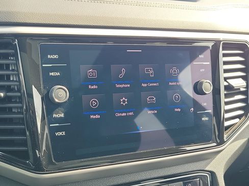 Used 2023 Volkswagen Atlas Cross Sport SEL image 30