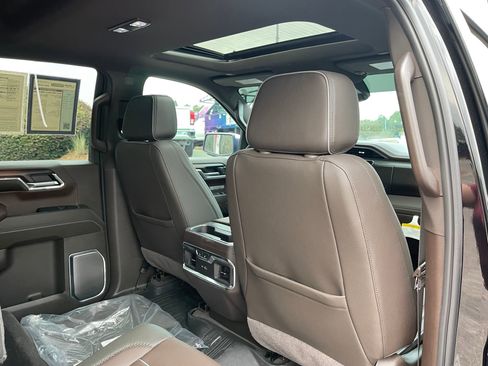 Used 2024 GMC Sierra 1500 Denali w/ Denali Reserve Package image 25