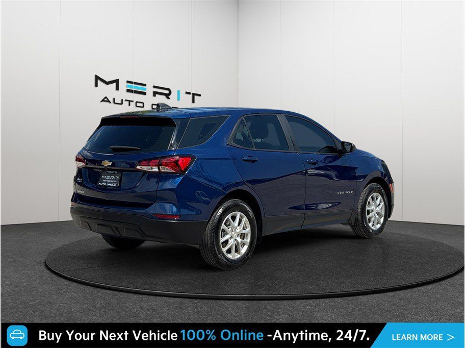 Used 2023 Chevrolet Equinox LS FWD image 9