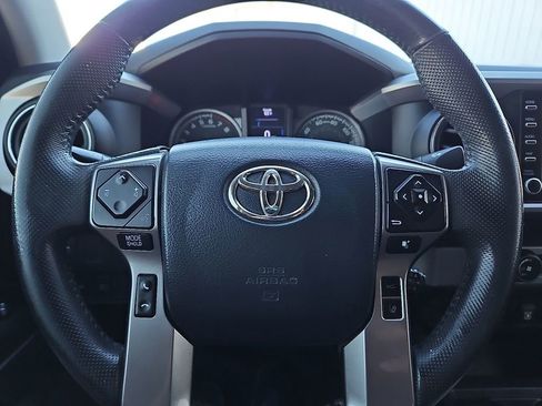 Used 2020 Toyota Tacoma SR5 image 30