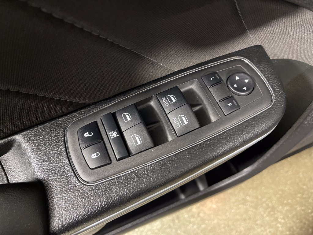 Used 2023 Dodge Charger SXT AWD/4WD image 16