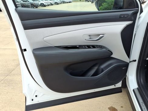 New 2026 Hyundai Tucson Limited FWD image 23