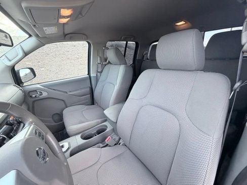 Certified 2020 Nissan Frontier SV RWD image 23