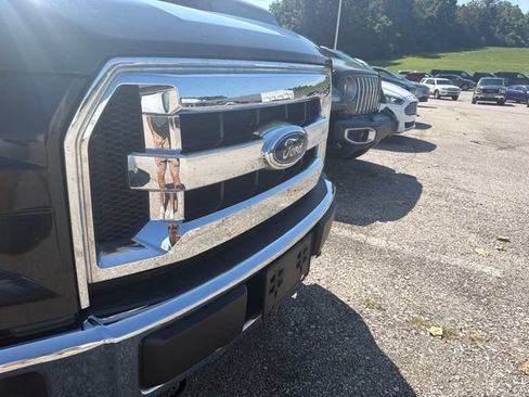 Used 2017 Ford F150 XLT w/ Equipment Group 301A Mid AWD/4WD image 9