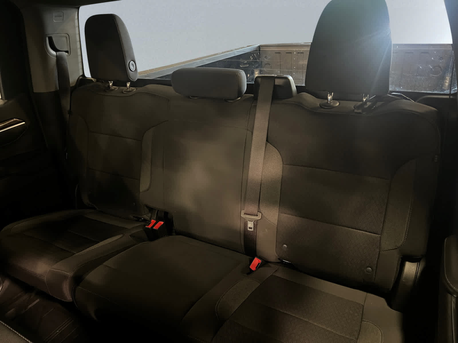 Used 2023 Chevrolet Silverado 1500 LT AWD/4WD image 18