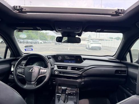 Used 2020 Lexus UX 200 w/ Accessory Package FWD image 16