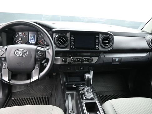 Used 2022 Toyota Tacoma SR image 10