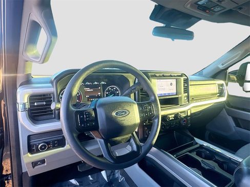 Used 2024 Ford F250 XLT w/ 360-Degree Camera Package image 9