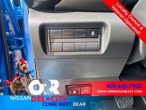 Used 2023 Nissan Kicks SR w/ SR Premium Package FWD image 23