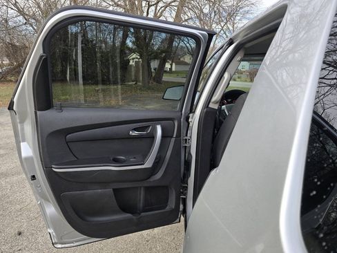 Used 2012 GMC Acadia SL AWD/4WD image 16