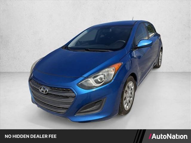 Used 2017 Hyundai Elantra GT FWD image 1
