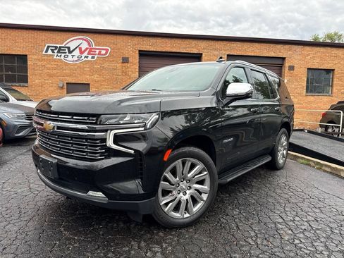 Used 2021 Chevrolet Tahoe Premier w/ Premium Package AWD/4WD image 1