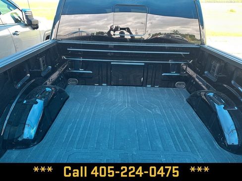 Used 2025 Ford F150 Raptor AWD/4WD image 18