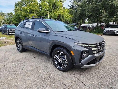 New 2025 Hyundai Tucson Limited image 1