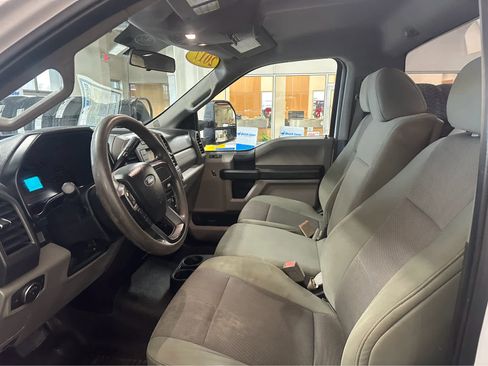 Certified 2017 Ford F250 XL w/ STX Appearance Package image 11