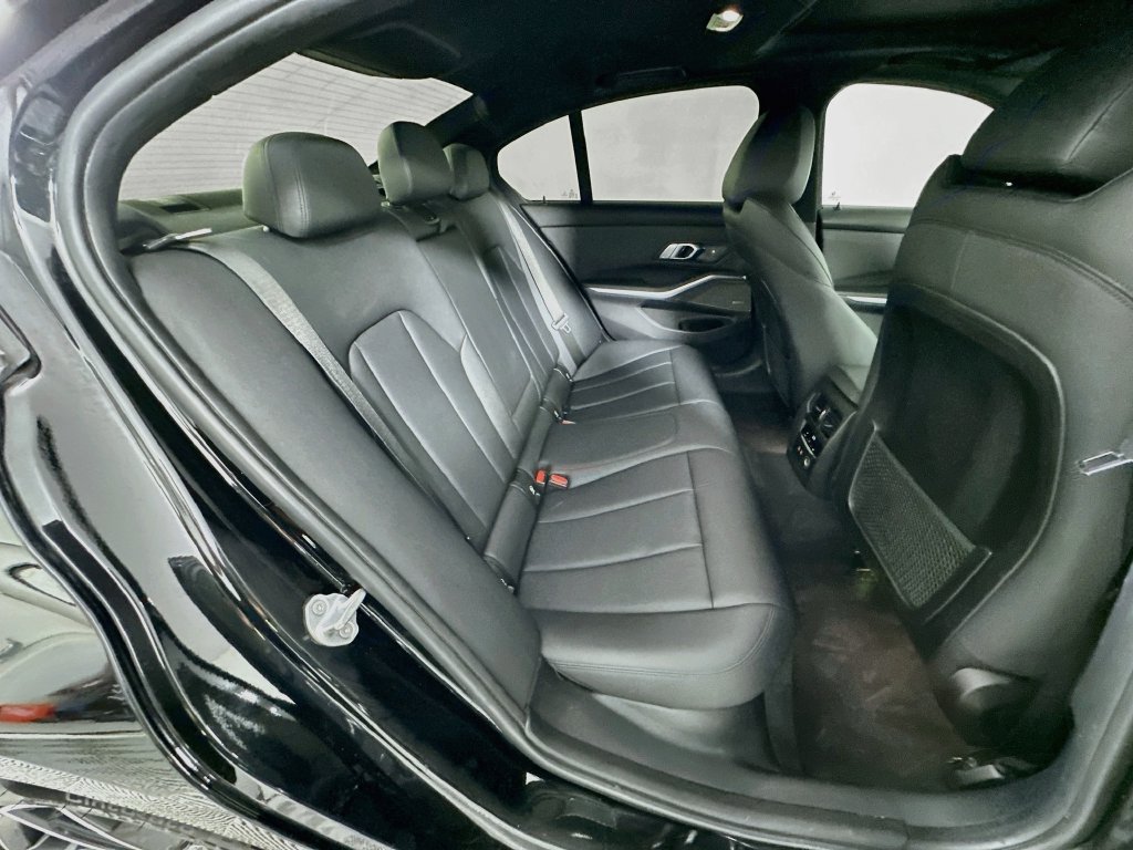 Used 2019 BMW 330i Sedan w/ Premium Package RWD image 28