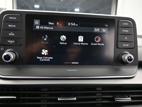 Used 2021 Kia Telluride LX image 21