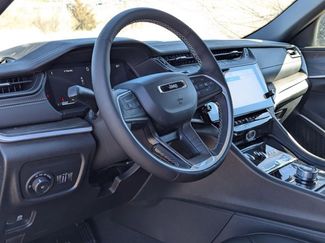 New 2026 Jeep Grand Cherokee Limited video 3