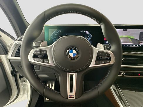 New 2026 BMW X5 M60i image 11