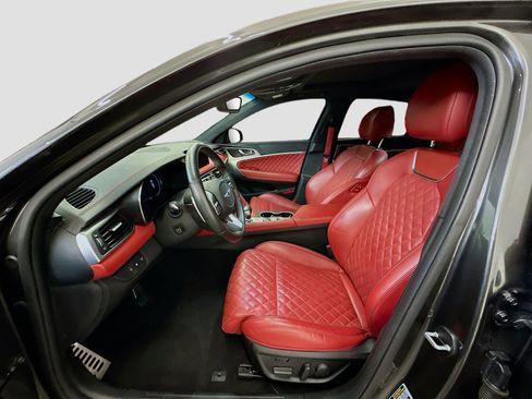 Used 2023 Genesis G70 3.3T w/ Sport Prestige Package image 13