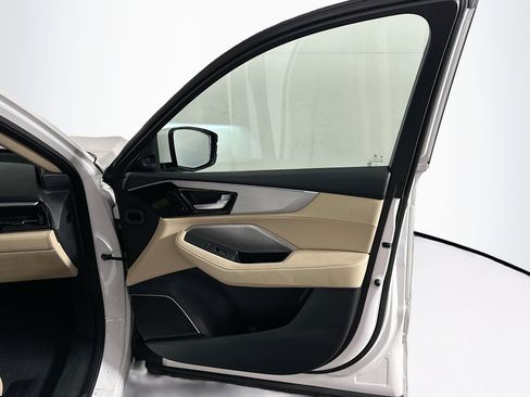 Used 2023 Acura MDX SH-AWD w/ Technology Package image 35