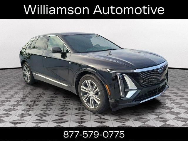 Certified 2024 Cadillac Lyriq Luxury RWD image 1