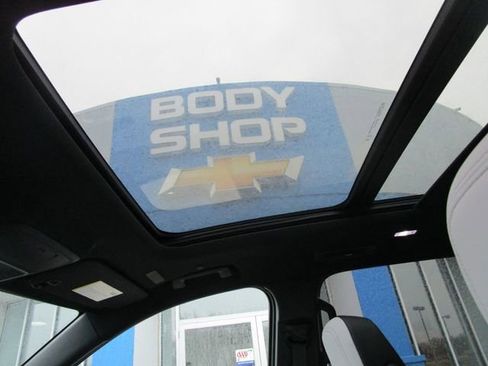 New 2026 Chevrolet Traverse High Country w/ LPO, Floor Liner Package image 19